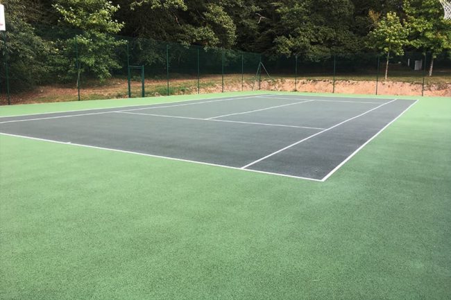Regeneration-renovation-tennis-loire-atlantique-bretagne