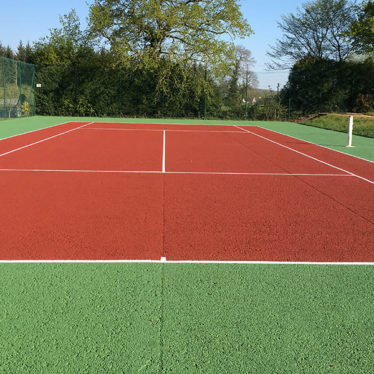 Régénération et rénovation de terrain de tennis en Bretagne et Loire Atlantique Régénération et rénovation de terrain de tennis en Bretagne et Loire Atlantique