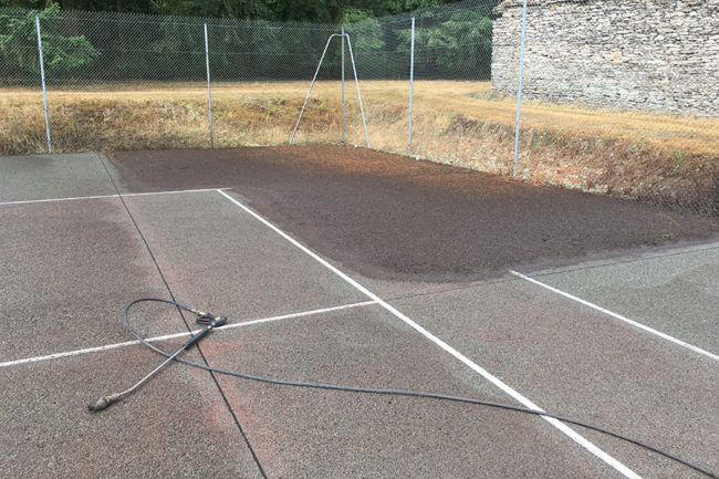 entretien-demoussage-bitume-ile-et-vilaine