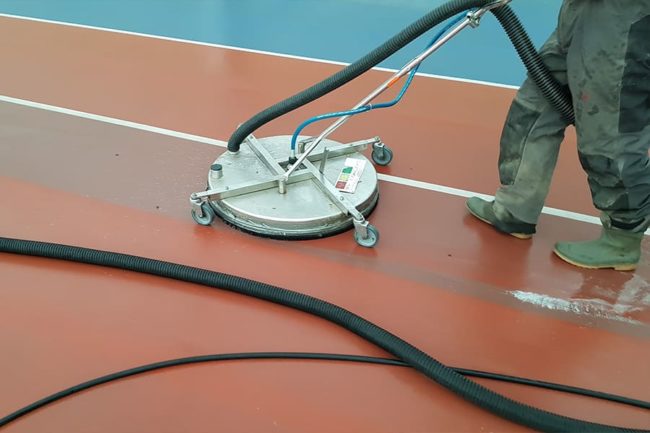 entretien-demoussage-finistere-greenset-court-de-tennis