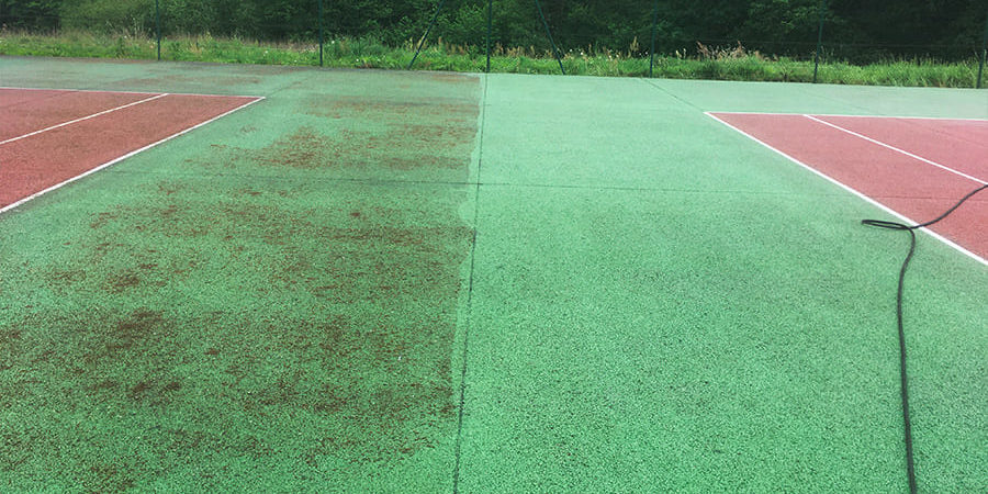 entretien-demoussage-terrain-tennis-bretagne