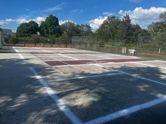 transformation terrain de tennis en pickleball
